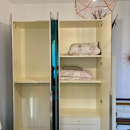 Joy House -Central City Near Metro Arco Della Pace Brera-Entire Apartment Perfect For Work & Play, Nightlife With Ac & Fast Wifi Welcome To The Cool Joy House! Milano Exterior foto