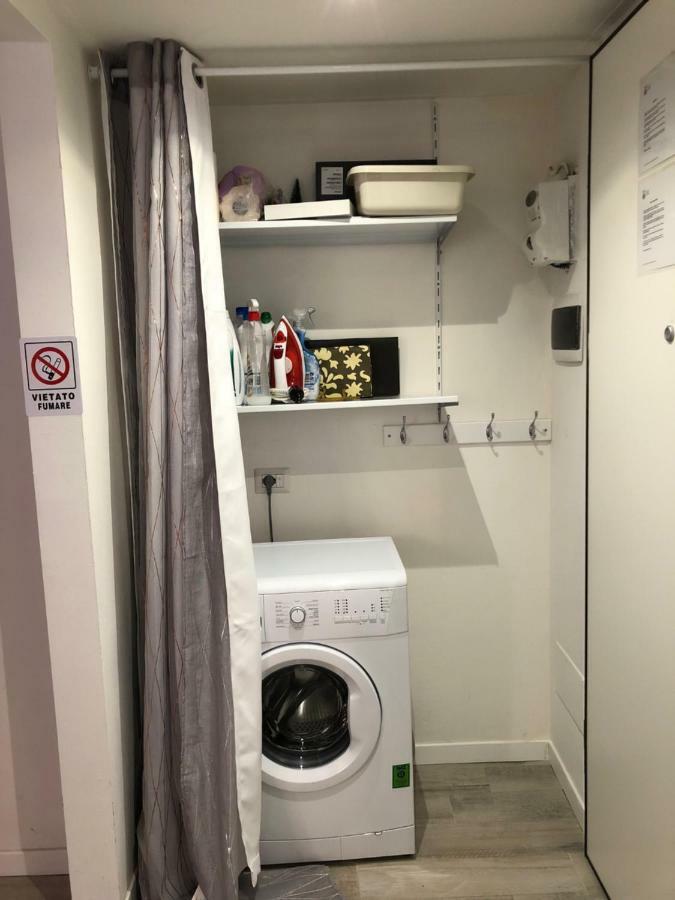Joy House -Central City Near Metro Arco Della Pace Brera-Entire Apartment Perfect For Work & Play, Nightlife With Ac & Fast Wifi Welcome To The Cool Joy House! Milano Exterior foto