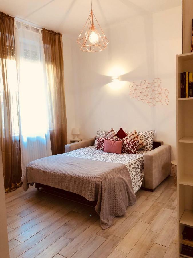 Joy House -Central City Near Metro Arco Della Pace Brera-Entire Apartment Perfect For Work & Play, Nightlife With Ac & Fast Wifi Welcome To The Cool Joy House! Milano Exterior foto